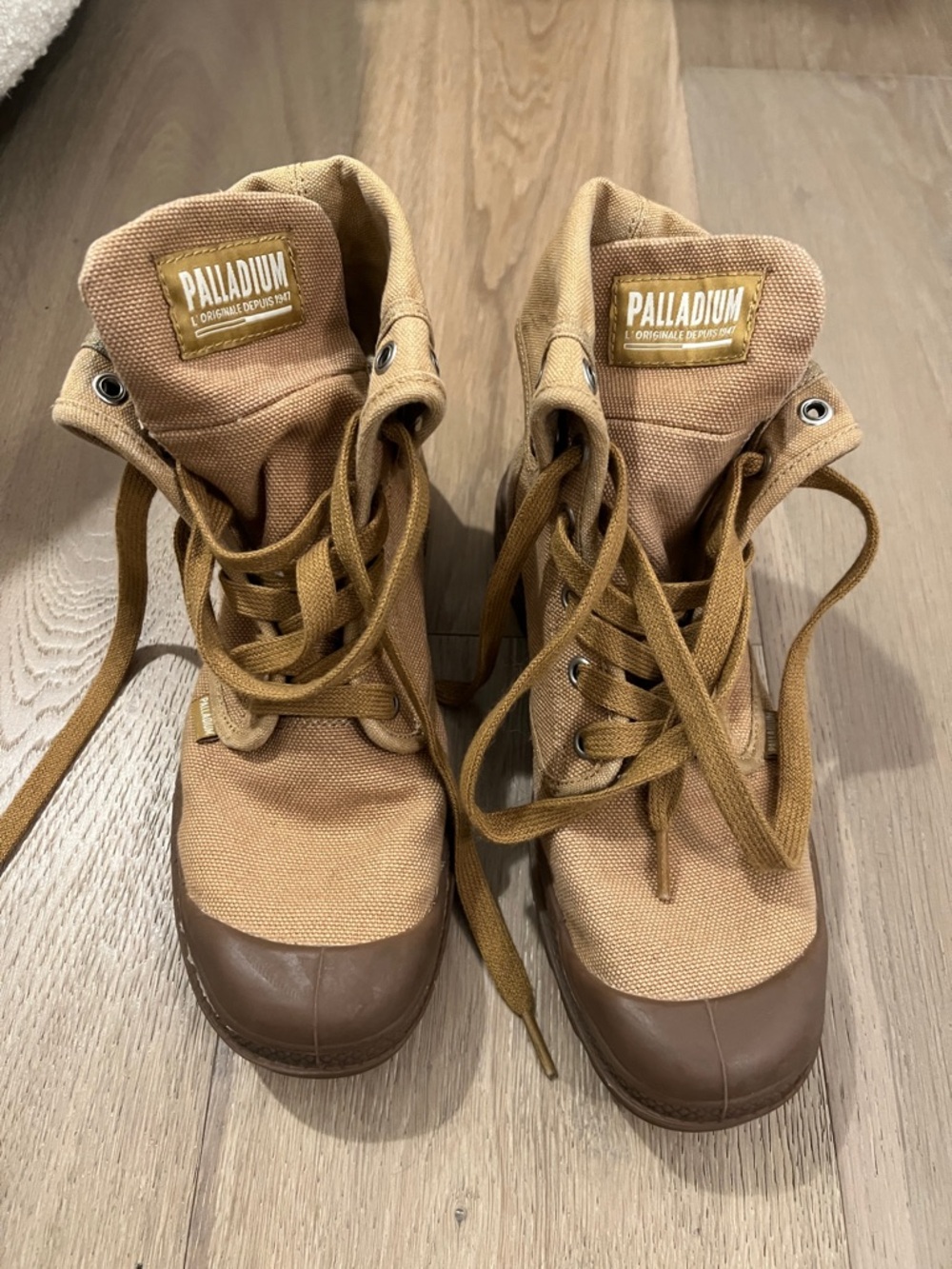 Palladium Women’s Tan  Canvas Boots
